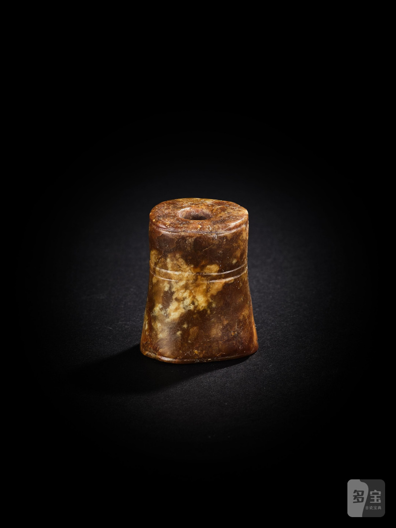 玉管 | A BROWN JADE BEAD - 图2